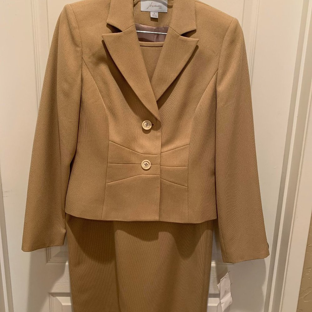 JH Collectibles Suit